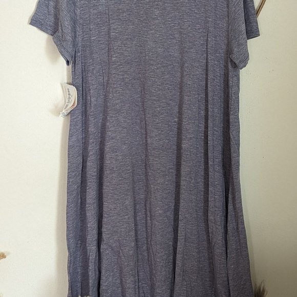 Lularoe Carly Dress - Picture 2 of 6